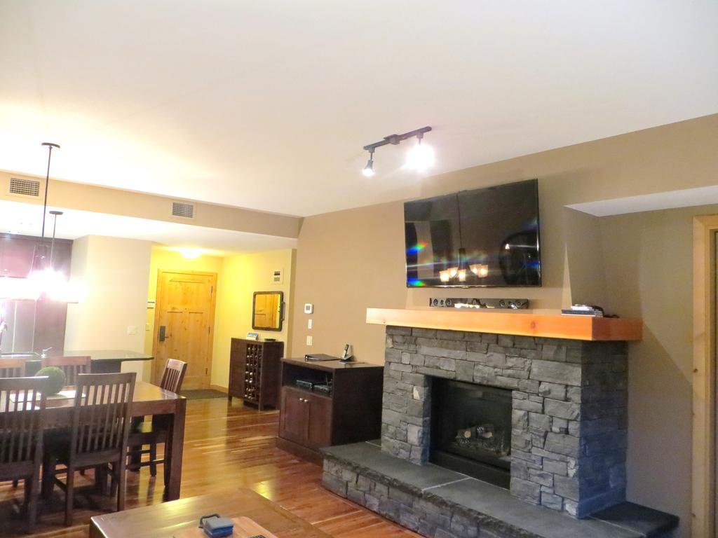 Luxury Canmore Vacations Pokoj fotografie