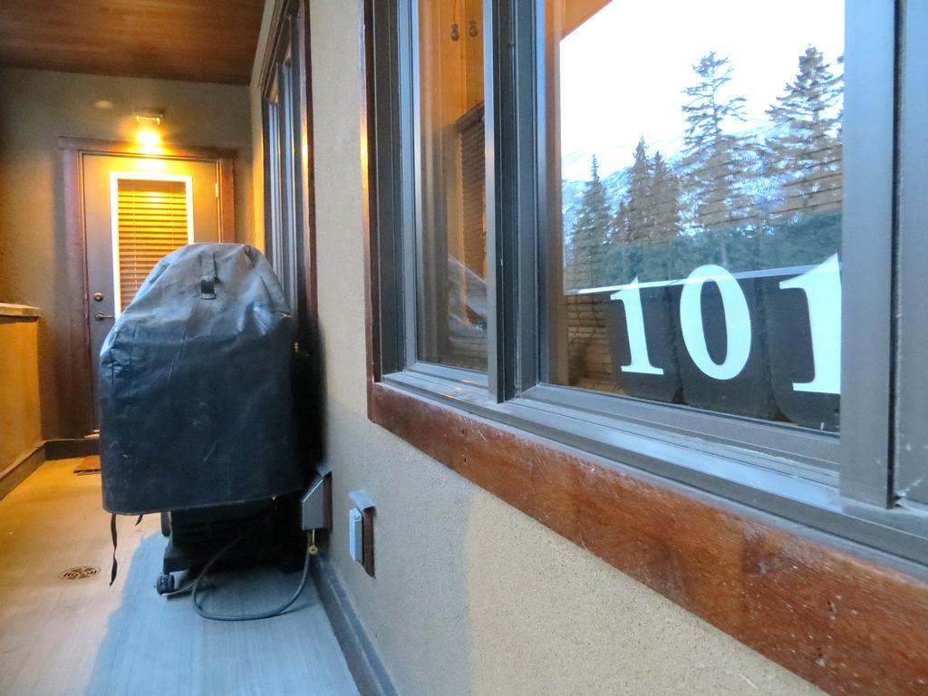 Luxury Canmore Vacations Pokoj fotografie